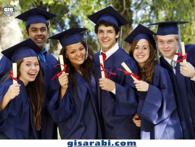 التخصصات الأكثر طلباً في عام 2025: كيف يغير التقدم العلمي والتكنولوجي سوق العمل؟ 2 التخصصات الأكثر طلباً في عام 2025: كيف يغير التقدم العلمي والتكنولوجي سوق العمل؟