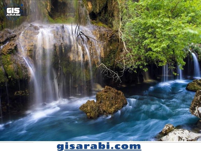 أغرب الظواهر الجغرافية على وجه الأرض: حقائق مدهشة